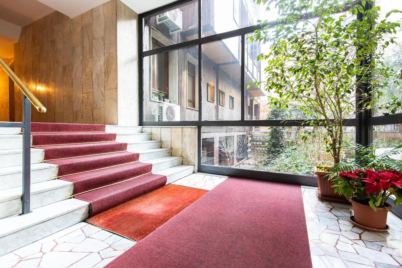 밀라노 Duomo Apartament 아파트 0*,